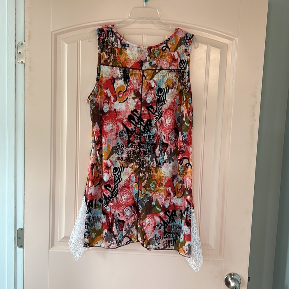 Beautiful Multi Color Blouse - Picture 2 of 3